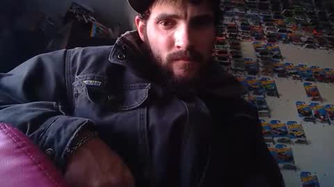 Sugarbush696 online show from December 1, 5:05 pm