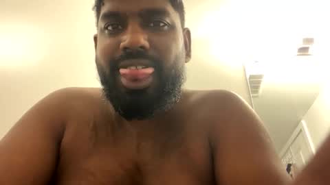 Let me be your knight that saves you online show from November 21, 2:38 pm