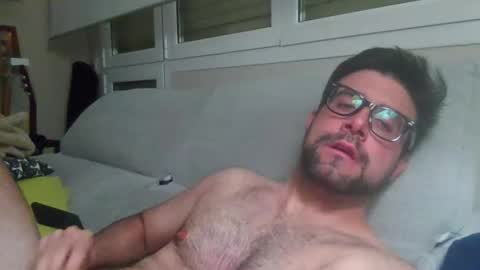 summer_heat online show from May 7, 9:37 pm