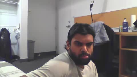 Snapshot of sundoog chatting on February 6, 12:22 am Sundoog online show from February 6, 12:22 am