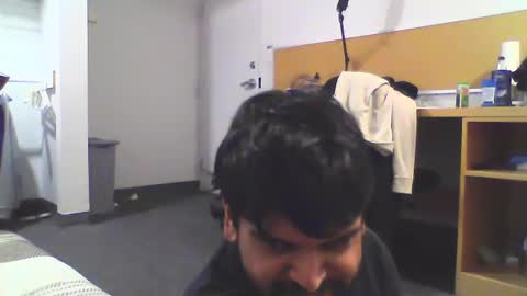 Snapshot of sundoog chatting on February 4, 12:29 am Sundoog online show from February 4, 12:29 am