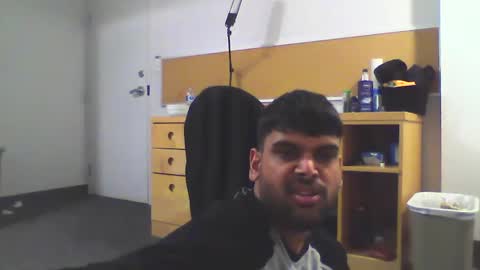 Snapshot of sundoog chatting on February 13, 2:01 am Sundoog online show from February 13, 2:01 am