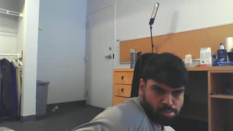 Snapshot of sundoog chatting on March 4, 2:32 pm Sundoog online show from March 4, 2:32 pm