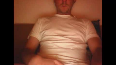 sunnygun0 online show from December 3, 8:15 pm