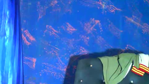 Sunnyblack2 online show from April 16, 8:47 am