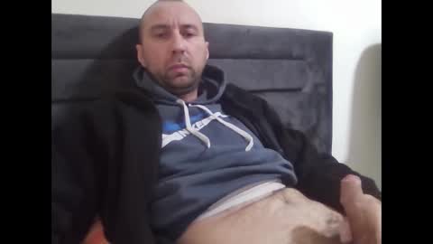 super42835015 online show from February 18, 7:32 pm