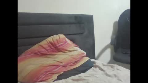 super42835015 online show from March 31, 6:42 pm