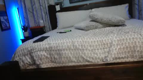 Superbronnon online show from January 12, 8:14 pm