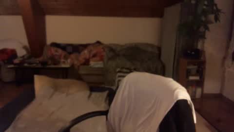 supersquirrel81 online show from December 22, 6:49 pm