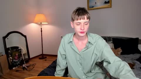 kira online show from December 20, 11:58 pm