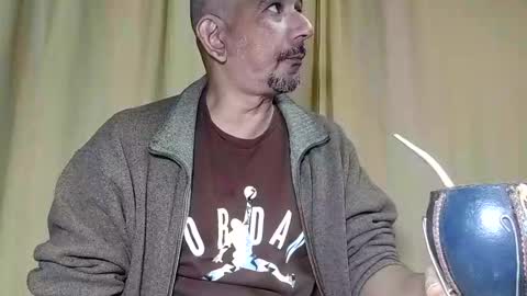 sweetcuervo independent model online show from March 25, 3:21 am