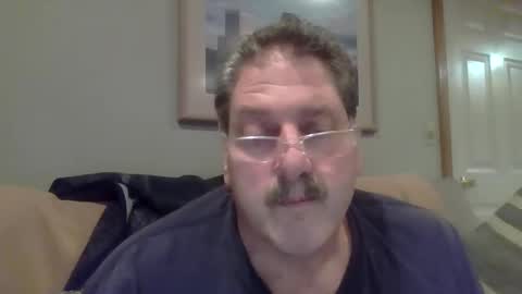 Snapshot of sweetsforu326 chatting on January 8, 11:54 am sweetbrowneyes623 online show from January 8, 11:54 am