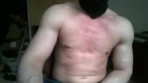 Tom98 online show from March 29, 4:07 pm