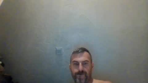 swinger_men_austria online show from December 23, 8:36 pm