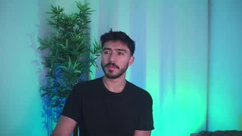 t0ny_wylie online show from November 22, 11:43 am