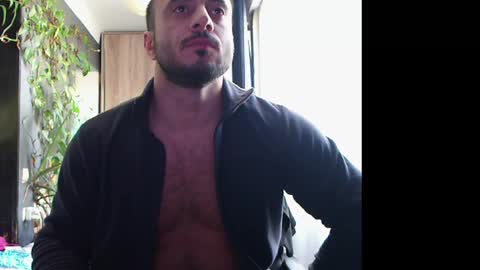 Huracane online show from December 3, 10:04 am