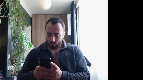 Huracane online show from December 11, 6:37 am