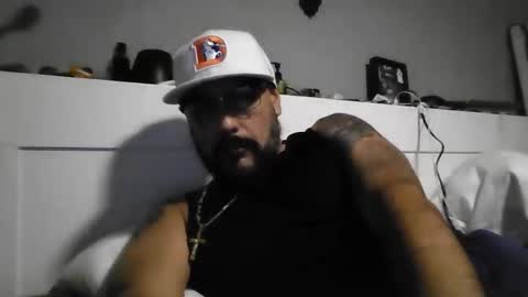 talllatino310 online show from December 4, 5:47 am