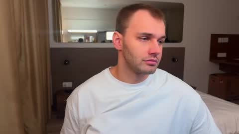 My shows 2100500 UTC3 online show from November 14, 4:48 am