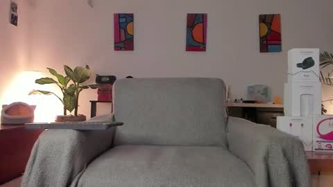 Twitter TatoKatx online show from March 24, 1:33 am