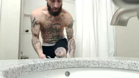 Snapshot of tattoo3333 chatting on October 15, 7:21 pm tattoo3333 online show from October 15, 7:21 pm