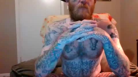 Snapshot of tattoo_dood chatting on December 26, 3:59 am tattoo_dood online show from December 26, 3:59 am