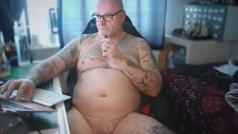 Tattooeddilf 01 online show from March 21, 4:11 pm