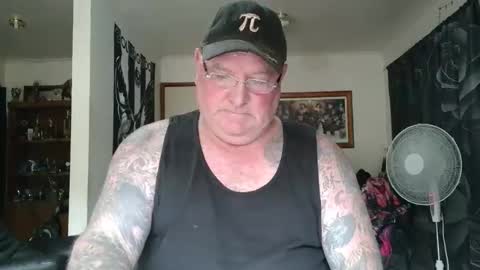 tattzsexy online show from February 11, 5:34 am