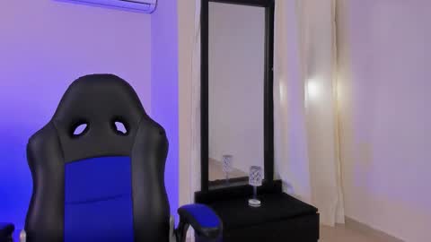 tau_montes online show from January 14, 3:38 pm