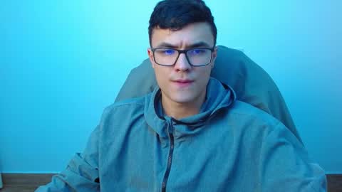 taurus4k online show from February 11, 1:52 am