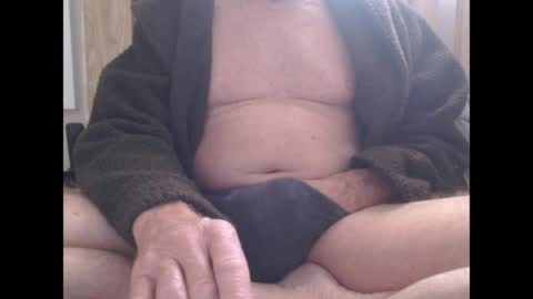 taylor__21 online show from April 18, 8:38 am