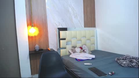 Snapshot of taylor_collins_2 chatting on September 22, 10:42 pm taylor_collins_2 online show from September 22, 10:42 pm