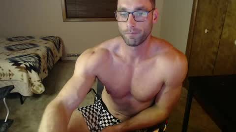 Taylor Oaks online show from June 2, 2:12 am