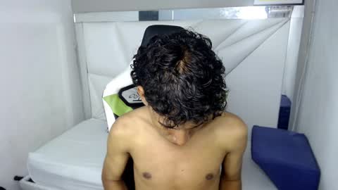 TAYLOR online show from March 31, 4:58 am