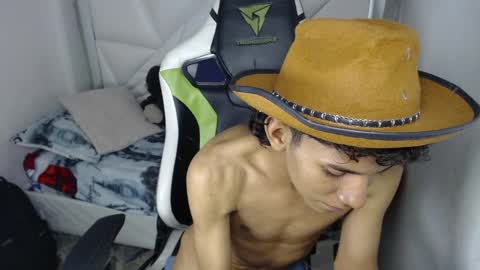 TAYLOR online show from April 6, 4:46 am