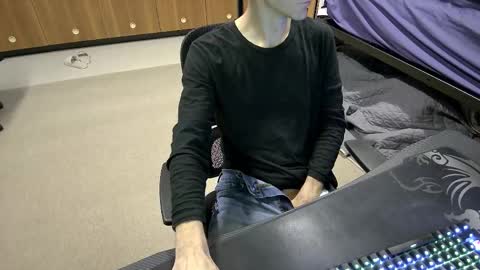 Snapshot of tbone_93 chatting on October 27, 12:46 am Tbone online show from October 27, 12:46 am