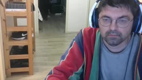 Snapshot of tchecky2 chatting on January 6, 4:26 am tchecky2 online show from January 6, 4:26 am