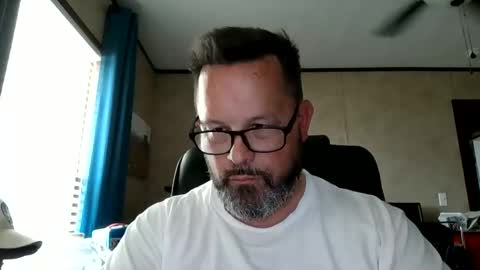 tdhawk87 online show from March 3, 8:59 pm