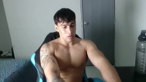 team23hot0 online show from November 22, 4:23 am