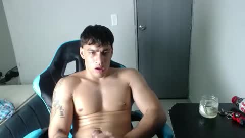 team23hot0 online show from November 25, 7:43 am