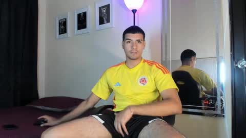 steven online show from December 13, 8:26 pm