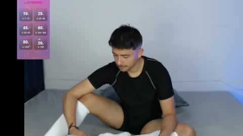 teban_28 online show from December 18, 2:40 am