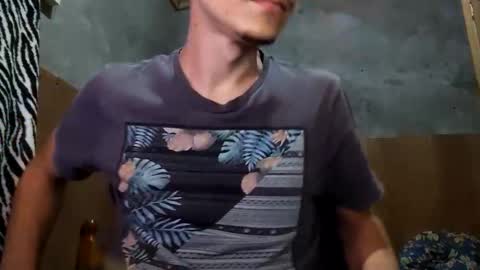 tecnicogatu online show from April 26, 4:21 am