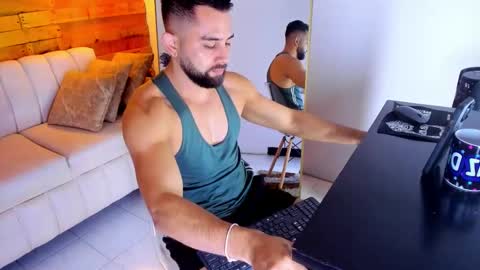 Snapshot of ted_montoya chatting on October 15, 1:08 pm ted_montoya online show from October 15, 1:08 pm