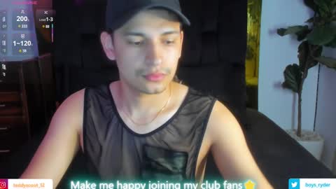 Snapshot of teddy_cowboy chatting on February 25, 10:26 am Follow me on Twitter boys ryder and instagram teddyscoot 12 online show from February 25, 10:26 am