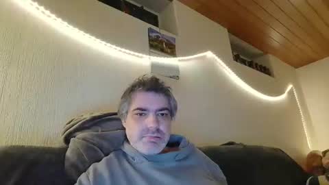 Peter online show from December 17, 3:25 am