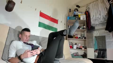 Virg Lszl online show from January 16, 4:32 pm