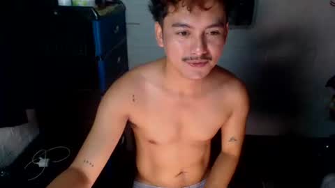 tempting_jon online show from April 9, 2:31 am