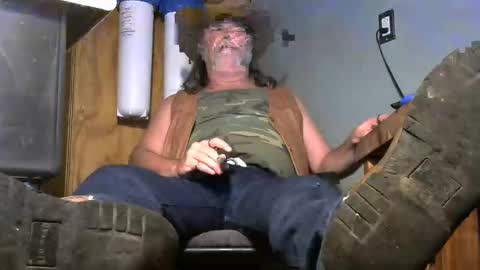 Tennredneck online show from November 23, 4:01 am