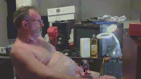 Snapshot of thang5545 chatting on February 8, 1:11 pm thang5545 online show from February 8, 1:11 pm